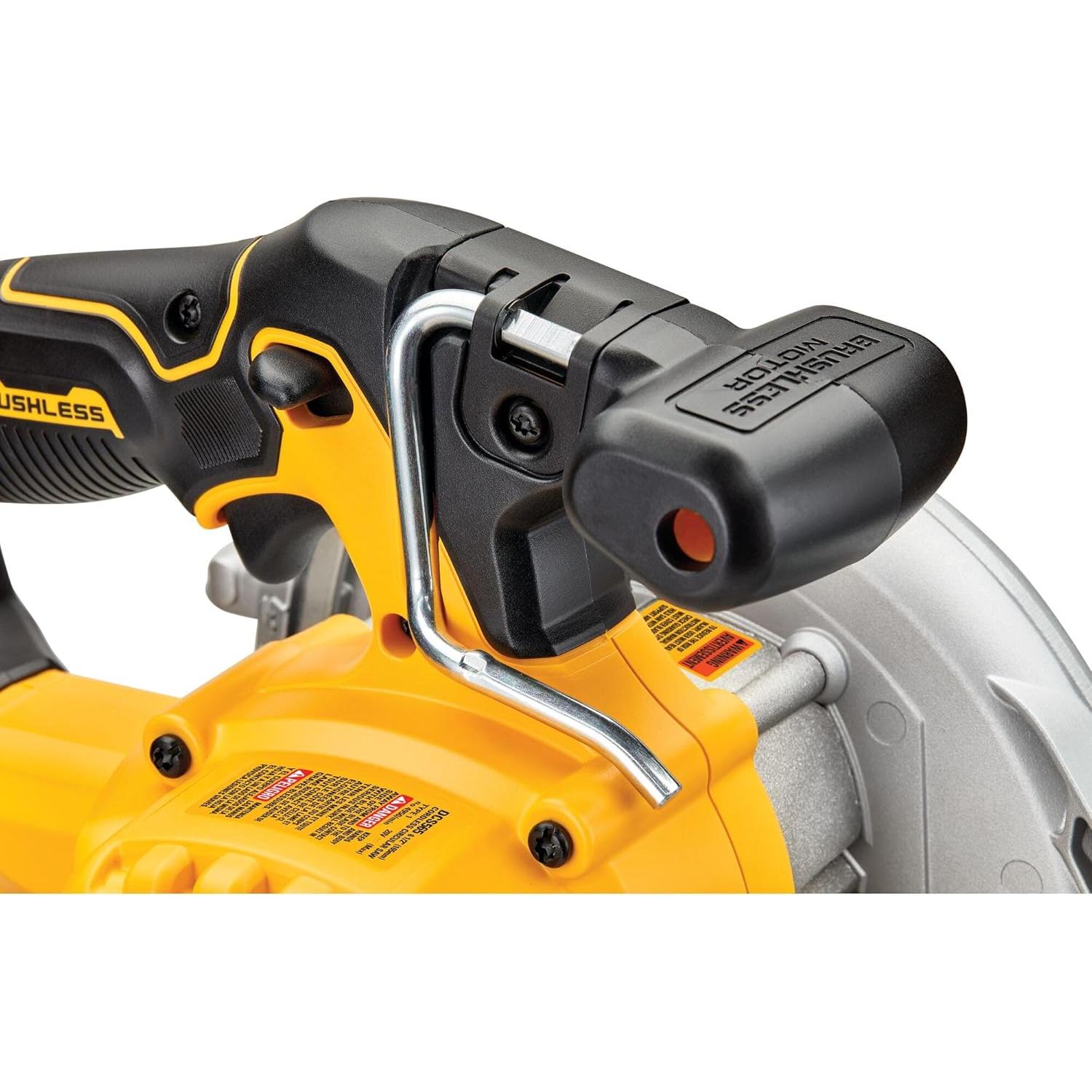 Sierra Circular DEWALT 20V MAX 6.5" Inalámbrica DCS565B