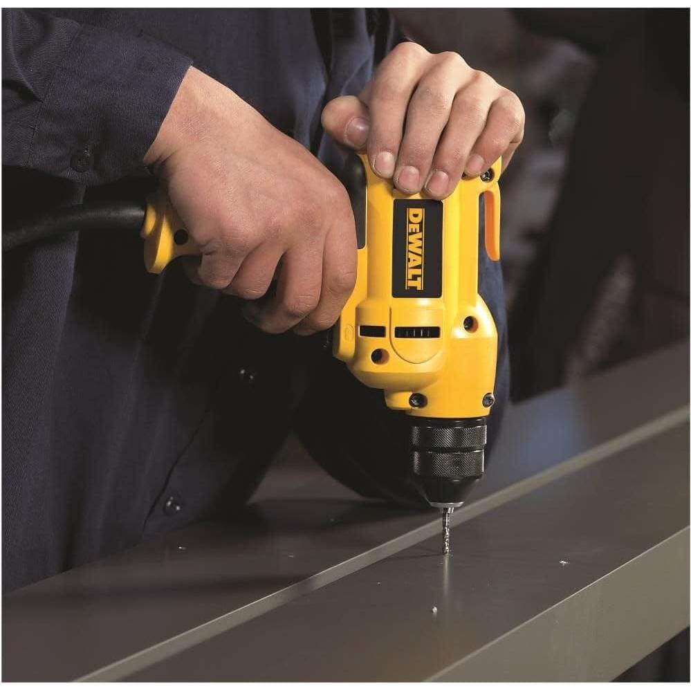 Taladro DEWALT DWD115K 8 Amperios 10mm Velocidad Variable