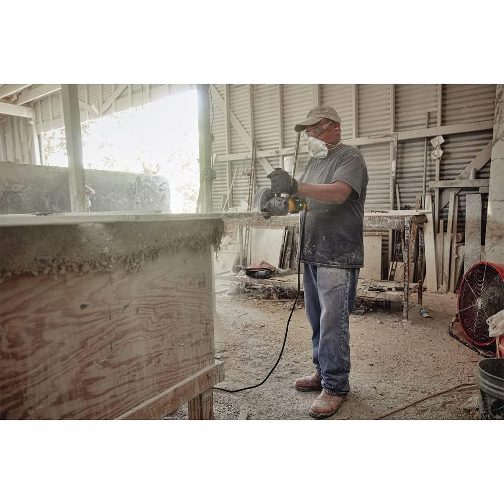 Amoladora DEWALT DWE43231VS 5" Velocidad Variable 2.58 kg