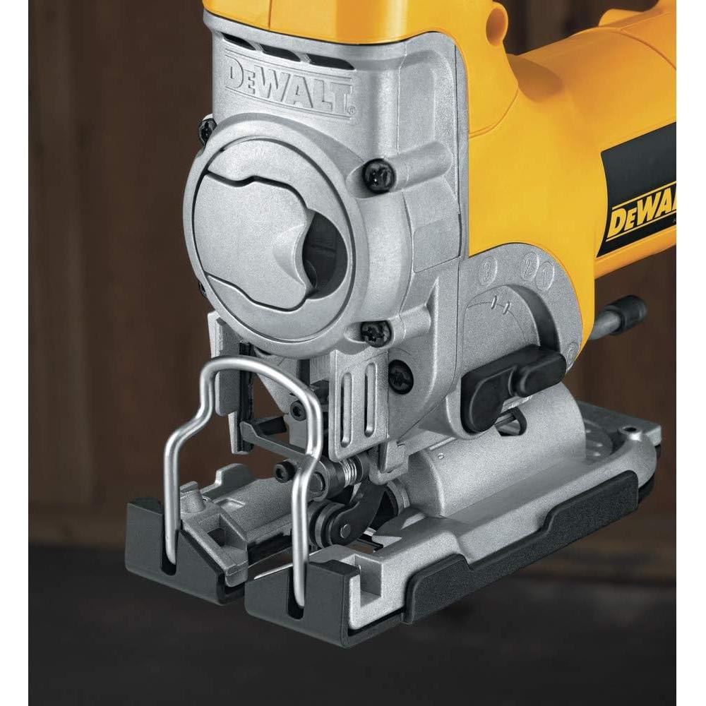 Sierra de Vaivén DEWALT DW331K 6.5A Velocidad Variable 240V
