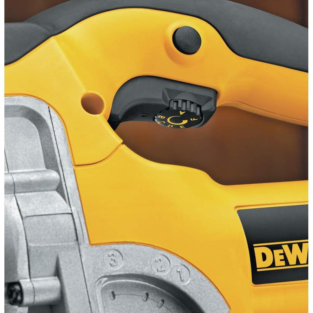 Sierra de Vaivén DEWALT DW331K 6.5A Velocidad Variable 240V