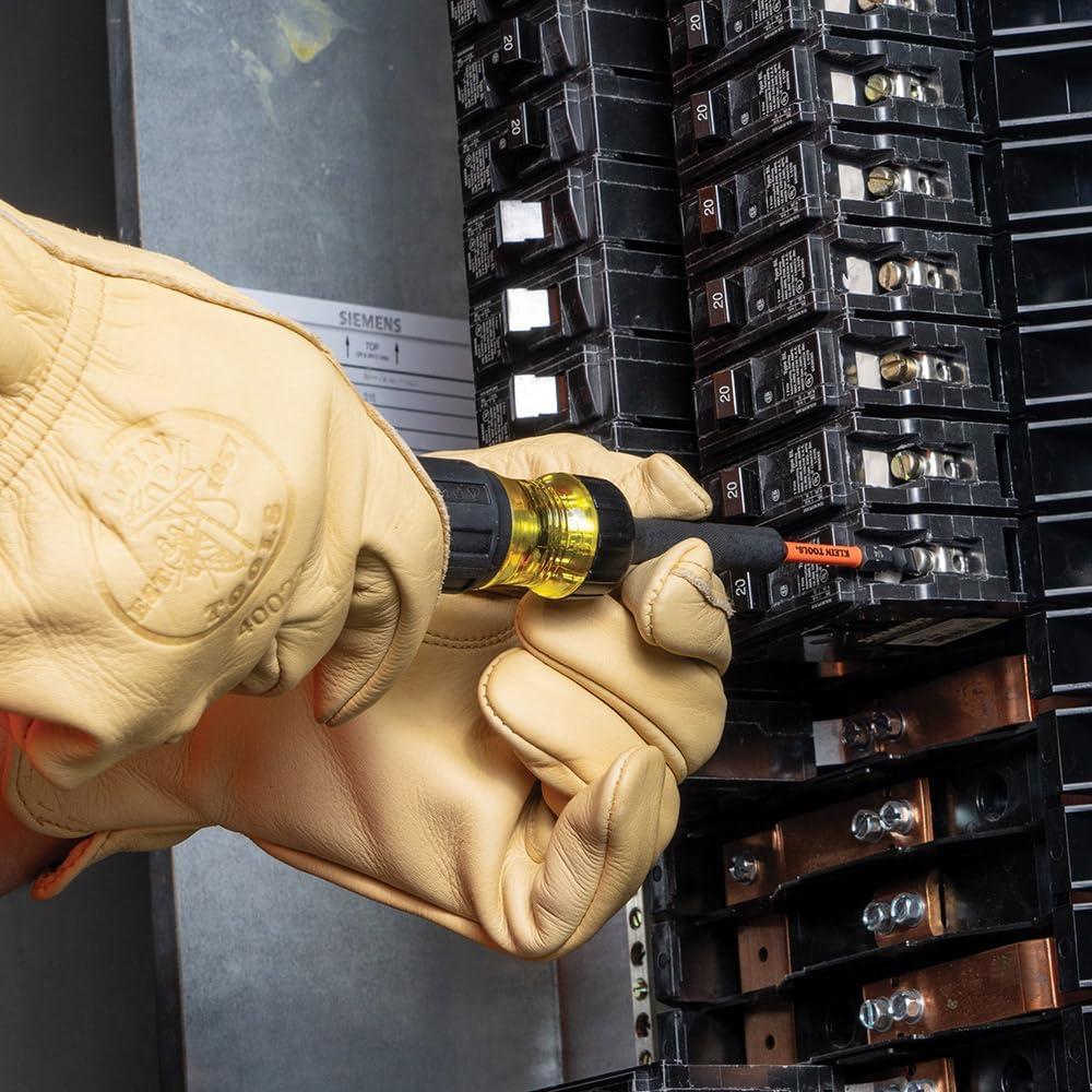 Destornillador Klein Tools 13 en 1 con bits de impacto