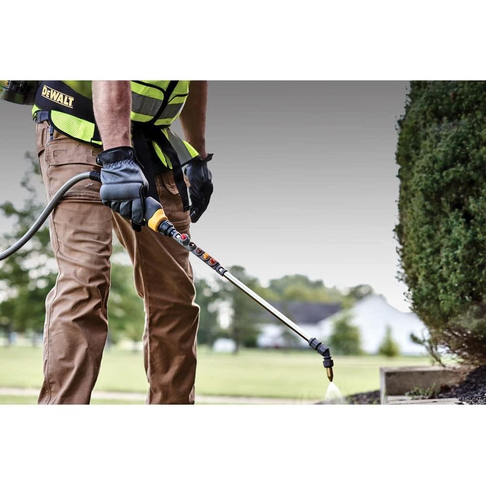 Pulverizador de mochila DEWALT 20V 4 galones inalámbrico