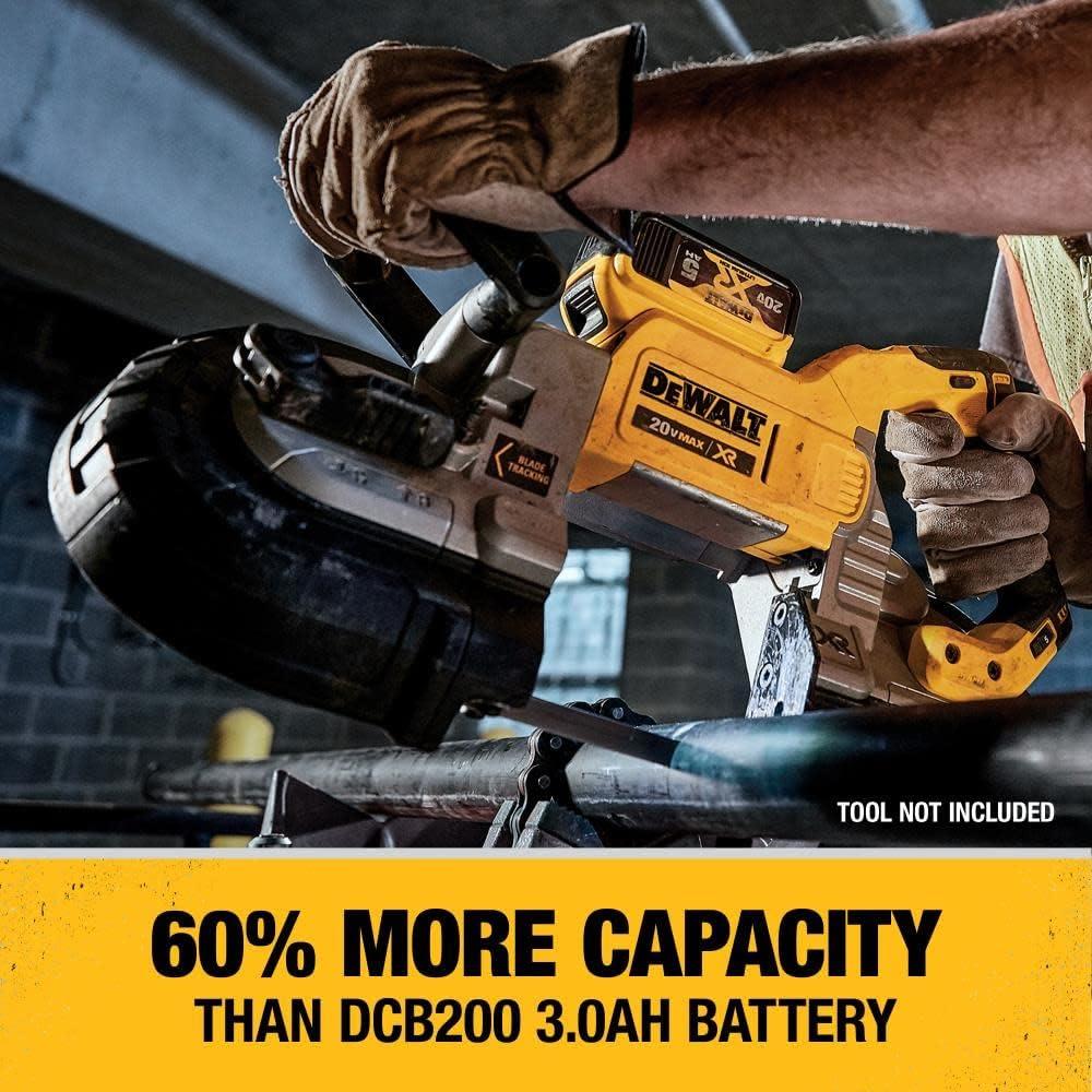 Batería DEWALT 20V MAX 5Ah con Cargador y Bolsa DCB205CK