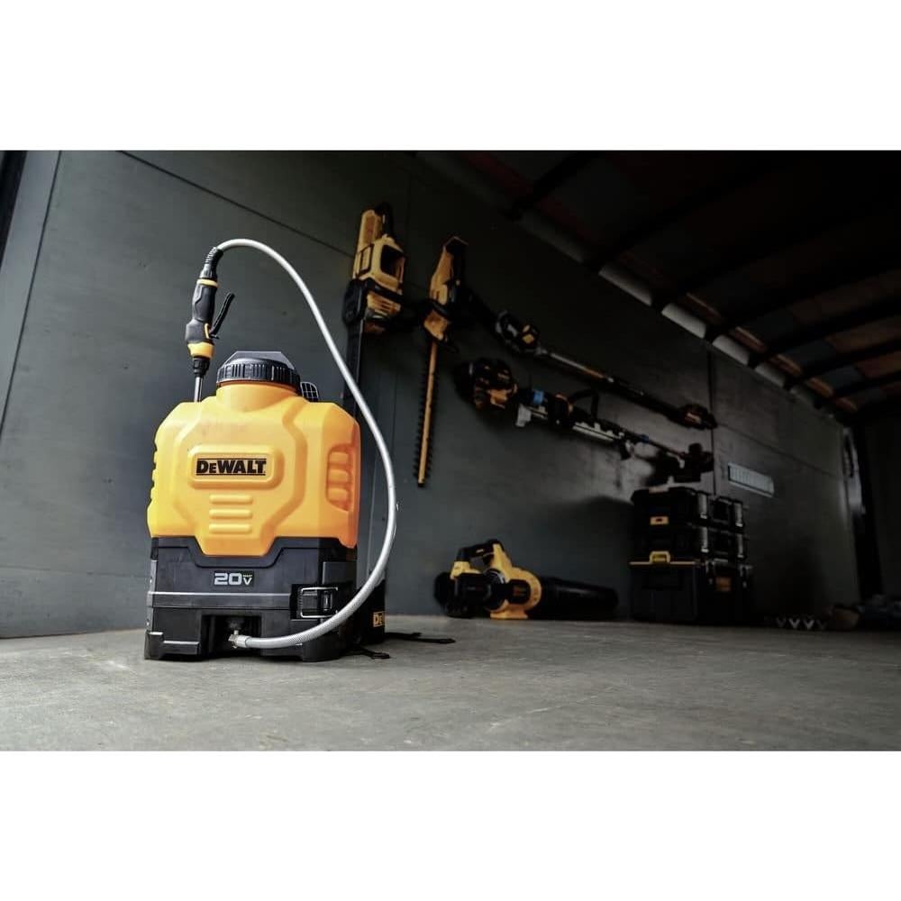 Pulverizador de Mochila Dewalt 20V Ion de Litio 15.14L