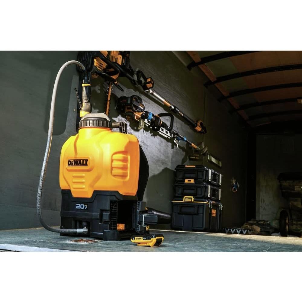 Pulverizador de Mochila Dewalt 20V Ion de Litio 15.14L
