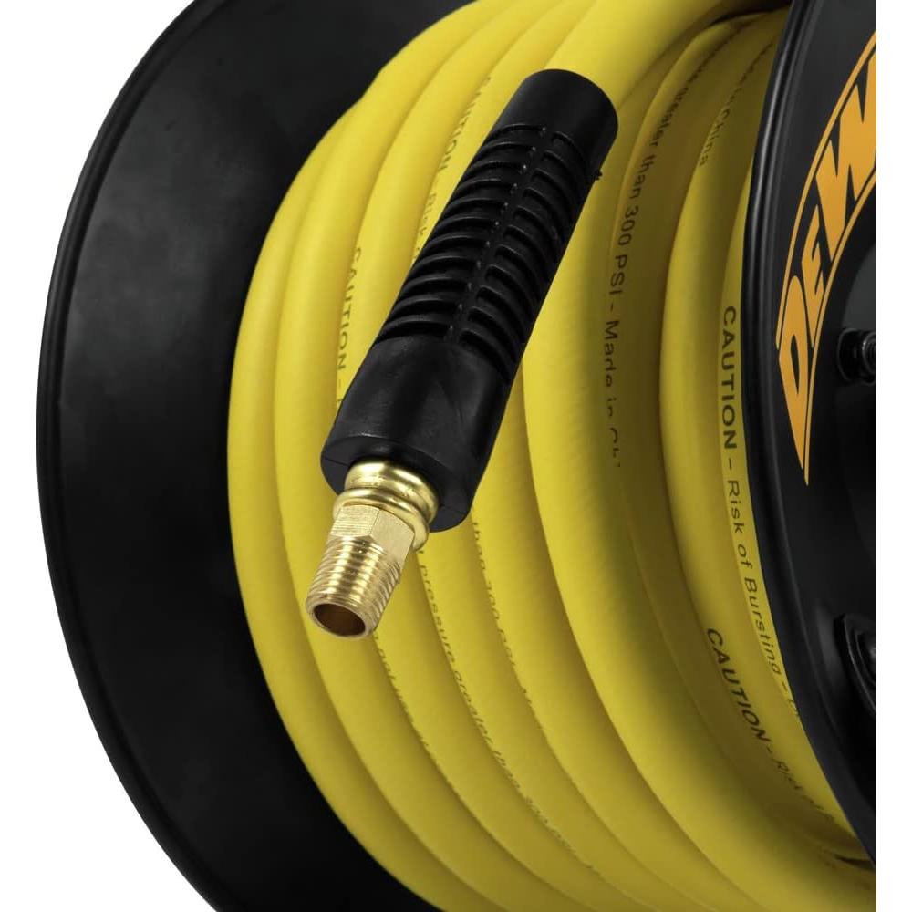 Carrete Manual de Manguera DEWALT 3/8" x 15.24 m Resistente