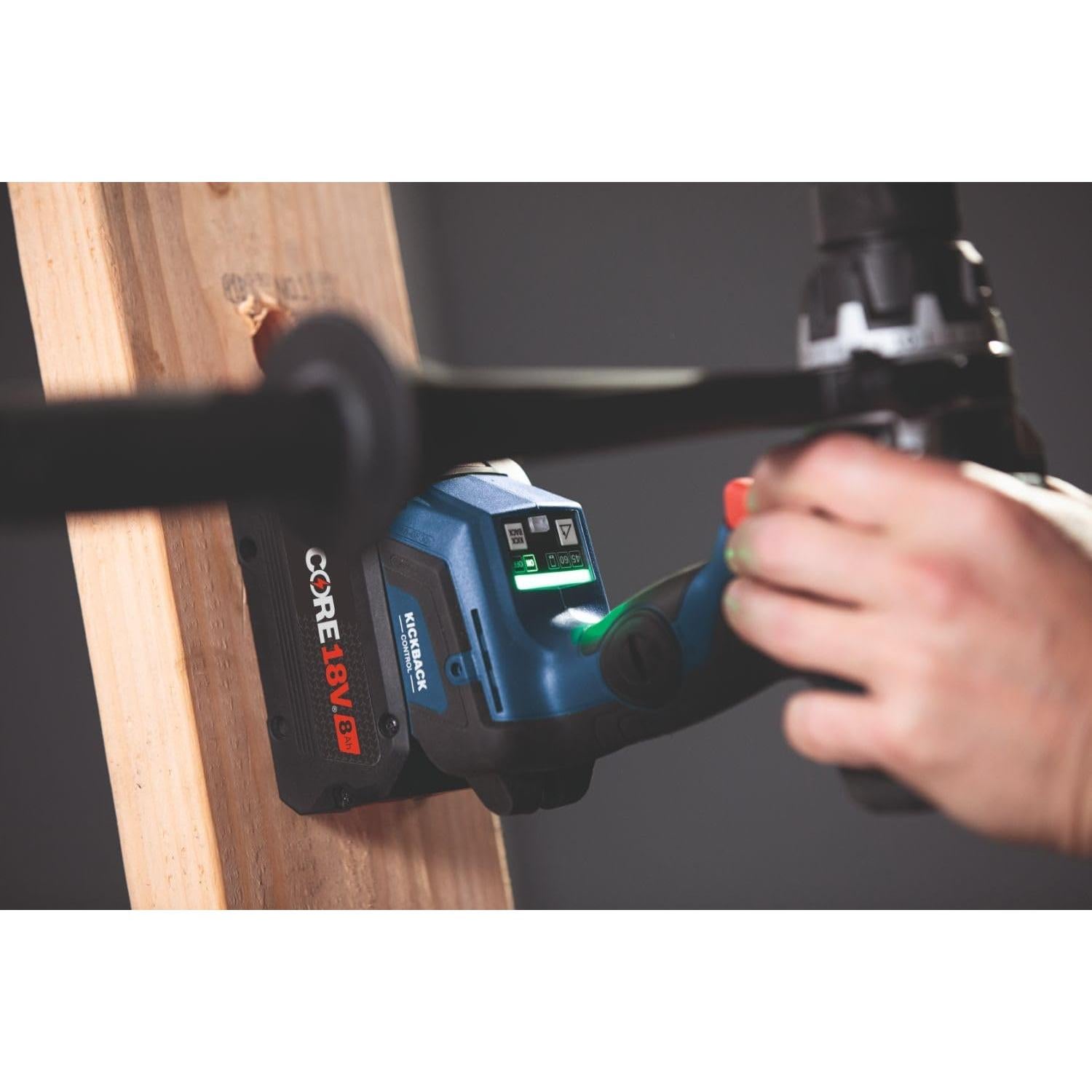 Taladro Martillo Bosch GSB18V-1330CN 18V Conectado 1/2"