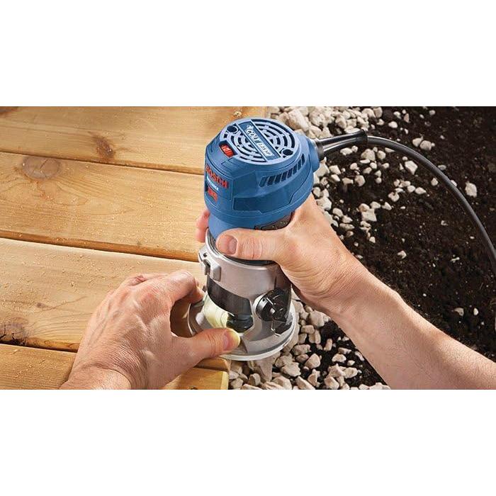 Router de Palma Bosch GKF125CEK 1.25 HP Velocidad Variable