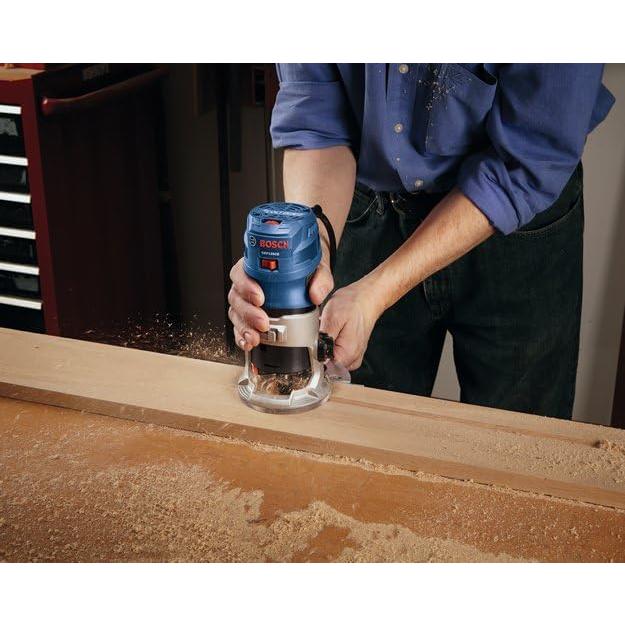 Router de Palma Bosch GKF125CEK 1.25 HP Velocidad Variable