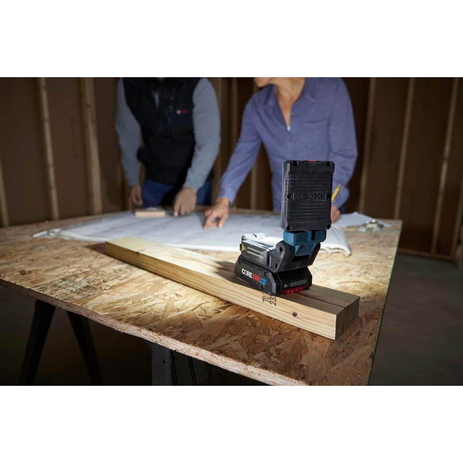 Luz de Trabajo LED BOSCH GLI18V-800N 800 Lúmenes Portátil