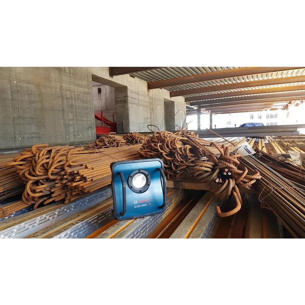 Luz de Inundación LED Bosch 18V 10000 Lúmenes Conectada