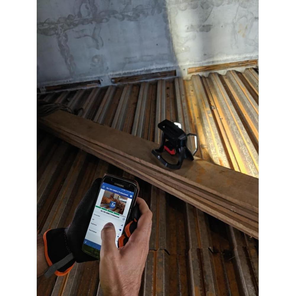 Luz de Inundación LED Bosch 18V 10000 Lúmenes Conectada