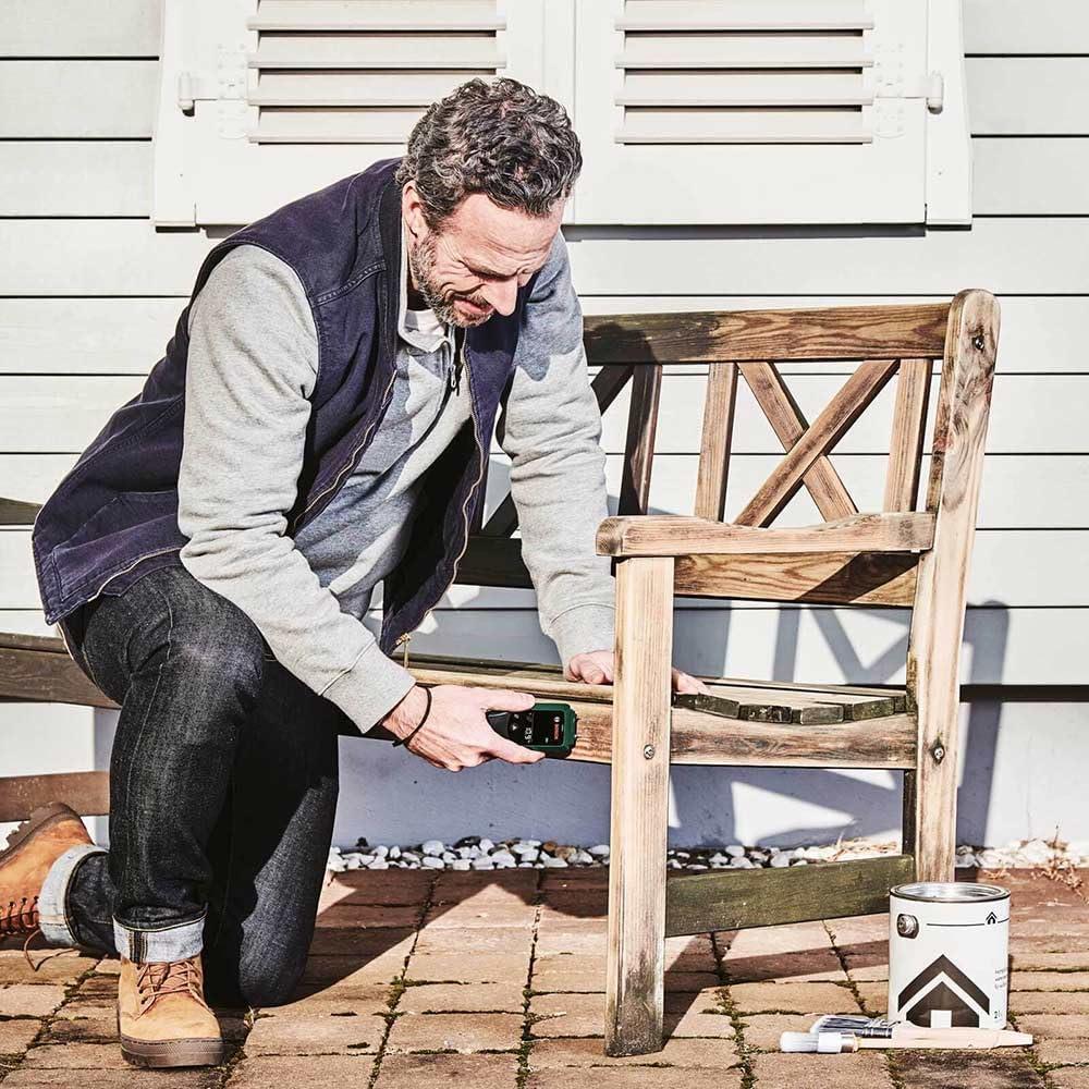 UniversalHumid Wood Moisture Meter (Precise Results Thanks to Wood Group Selection and LED Traffic Light for Easy Interpretation, in Box)