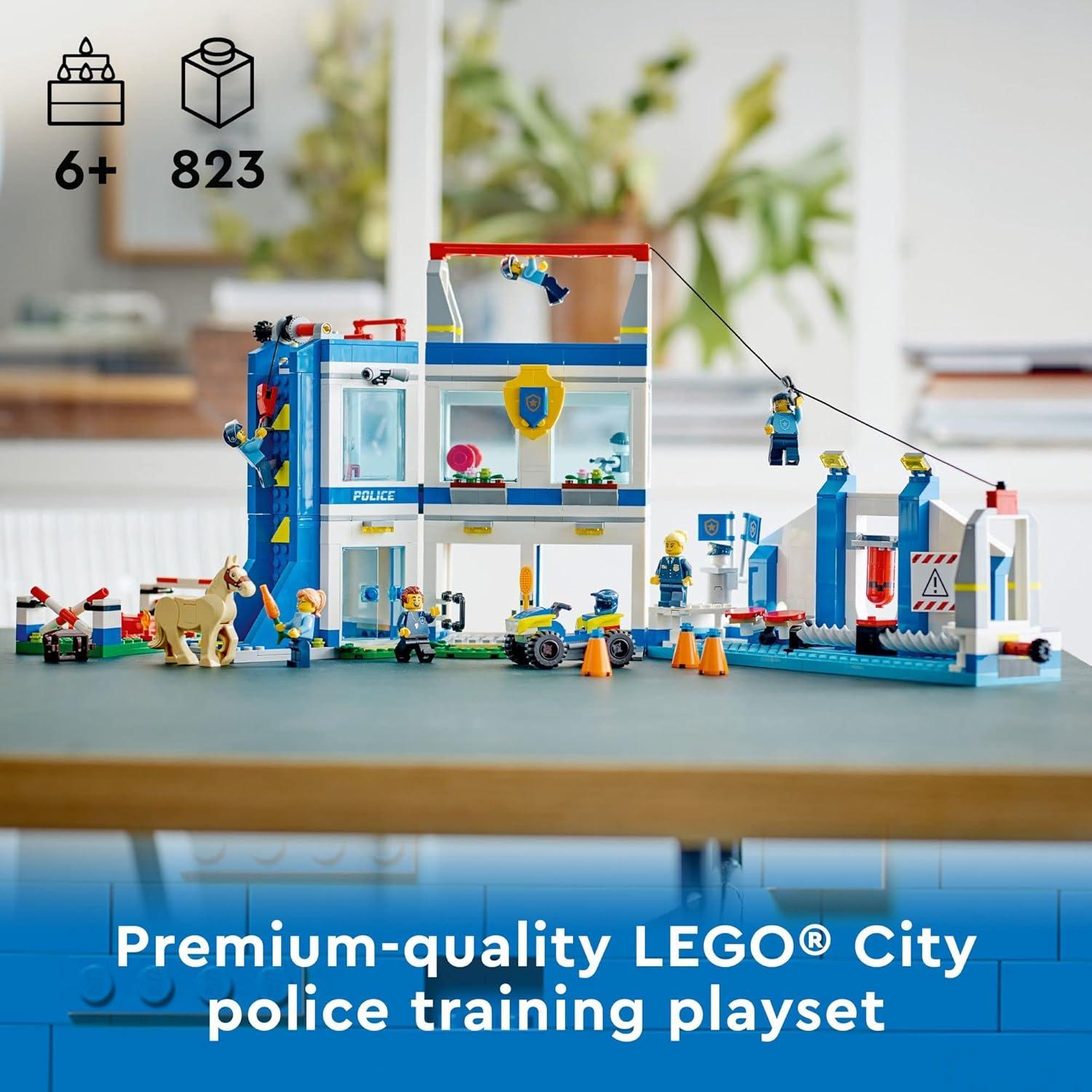 Academia de Entrenamiento Policial LEGO City 60372, Set 823 Piezas