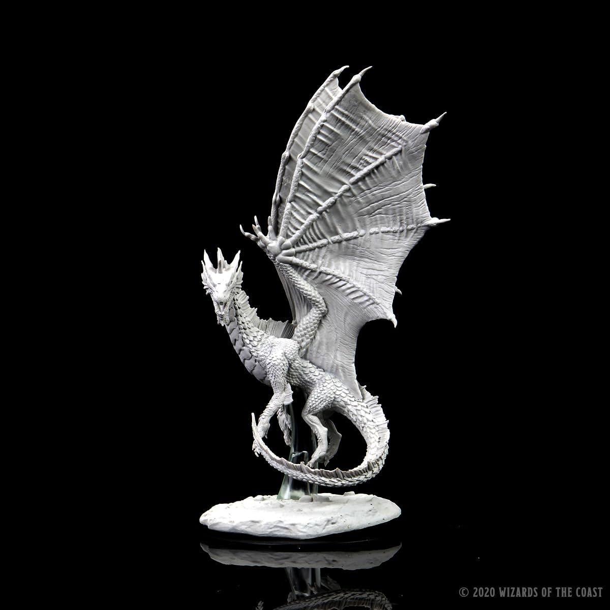 Miniaturas D&D Nolzur Joven Dragón Plateado 12,7x16,5cm