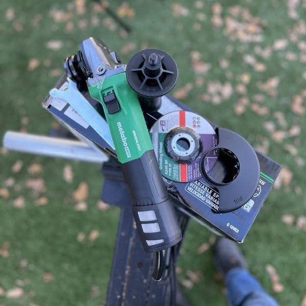 Amoladora Angular Metabo HPT G12VE2 12A 4.5" Vel. Variable