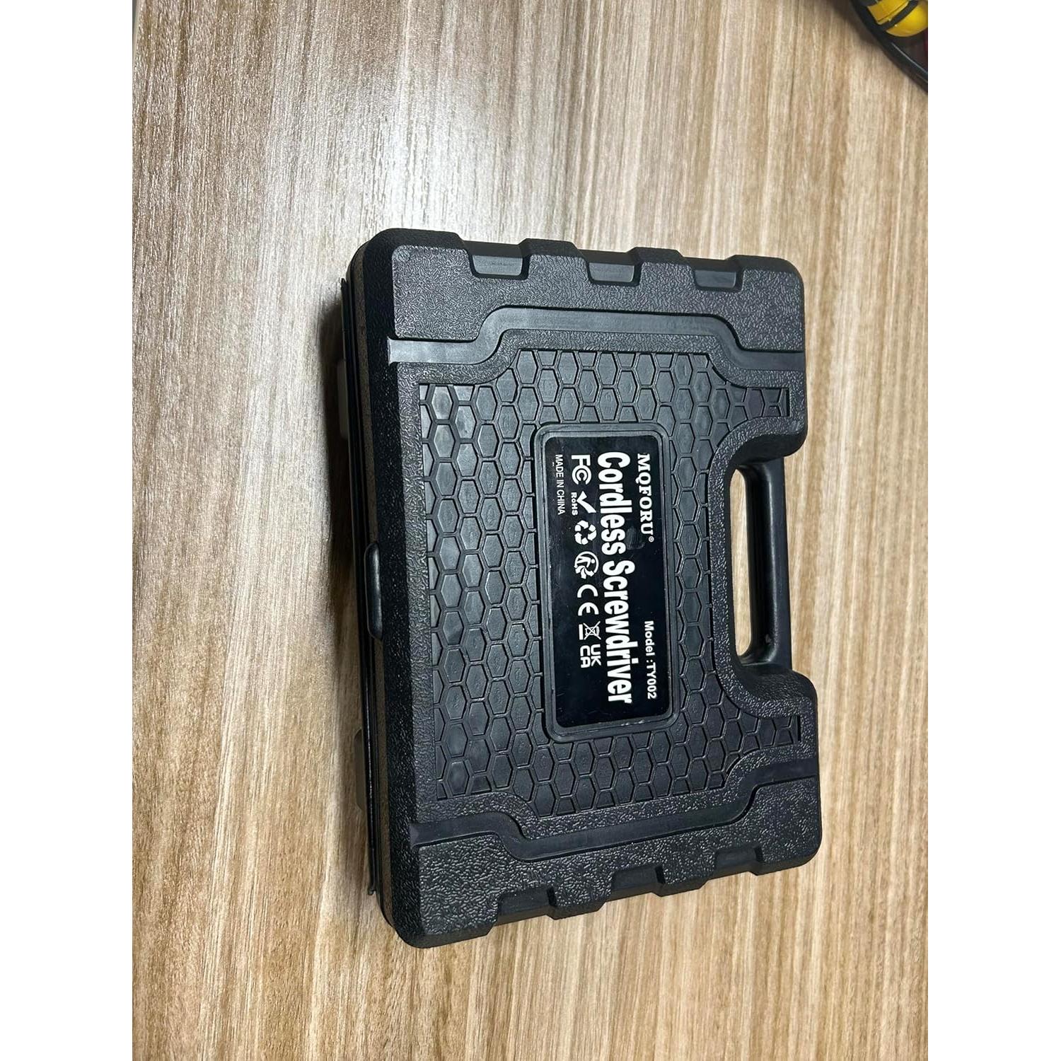 Destornillador Inalámbrico MQFORU 3.6V 47 en 1 con Luz LED