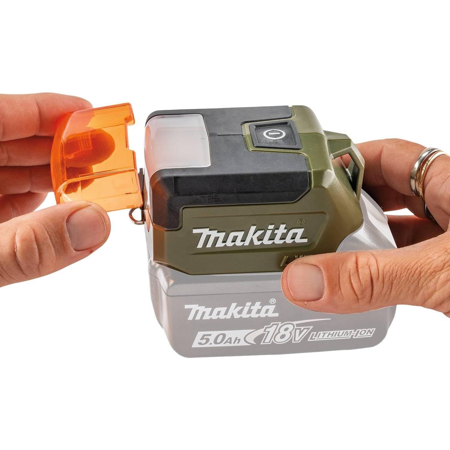 Linterna LED Makita ADML817 18V LXT Compacta Verde Camo