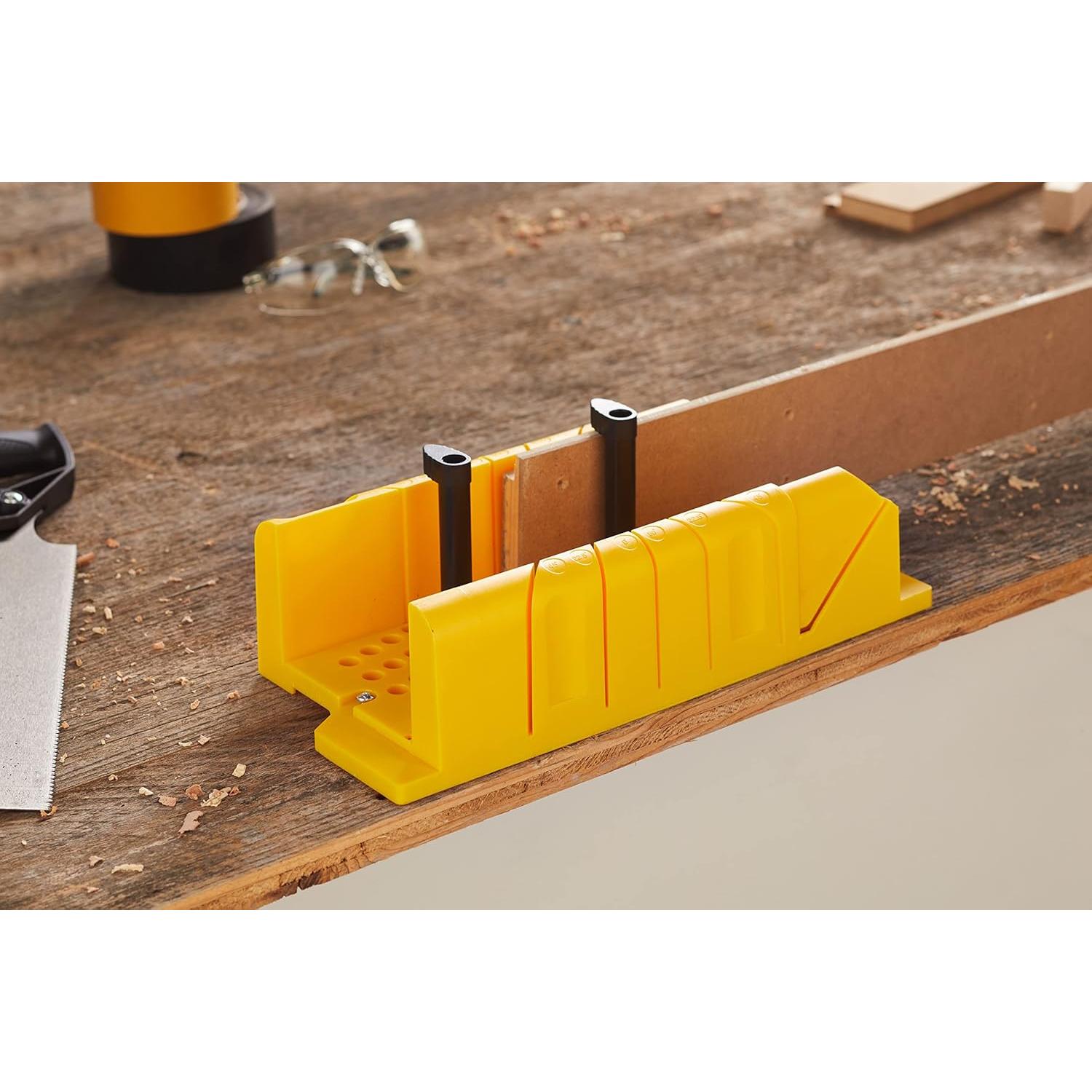 Caja de Almacenamiento para Sierra STANLEY 1-20-112 30 cm