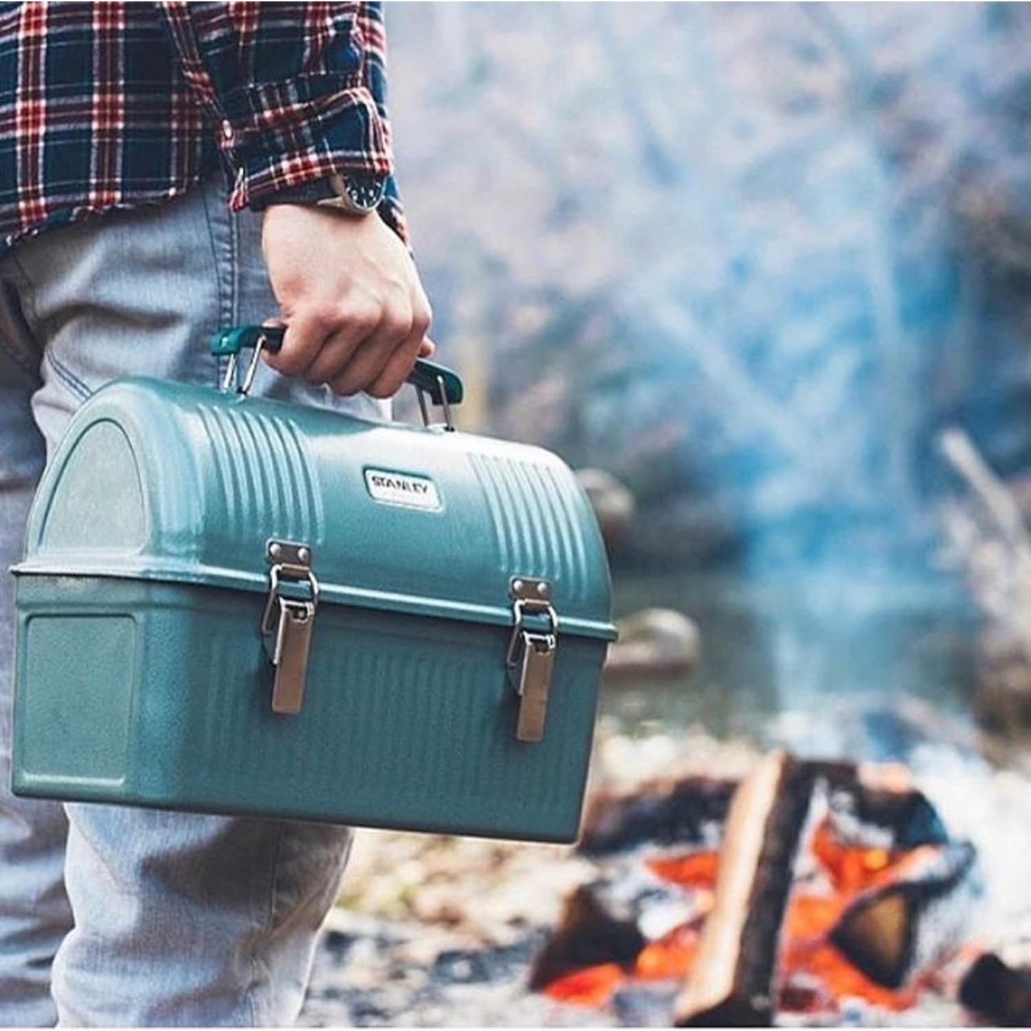 Caja de Almuerzo Stanley Clásica 10qt Verde Duradera