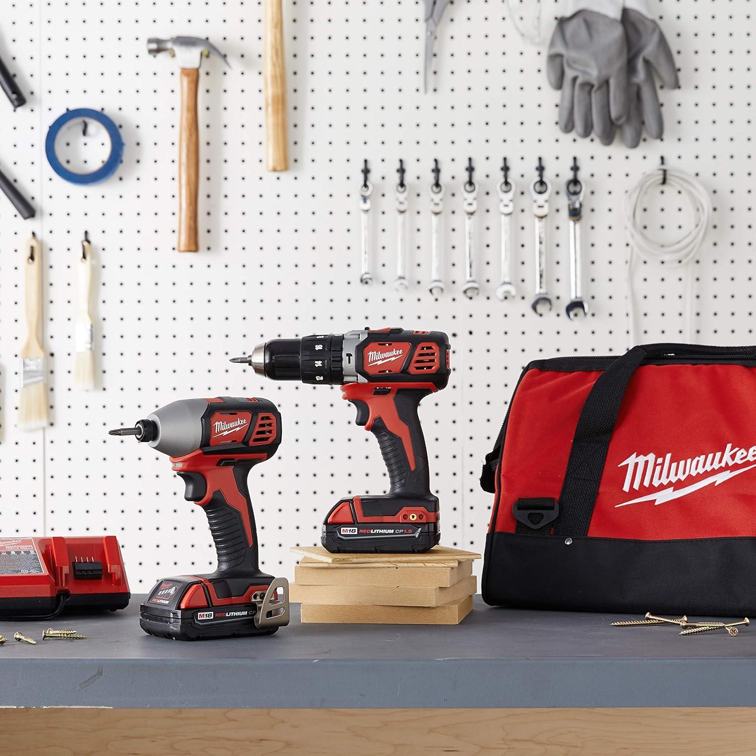 Martillo Perforador Milwaukee M18 18V + Destornillador Impacto