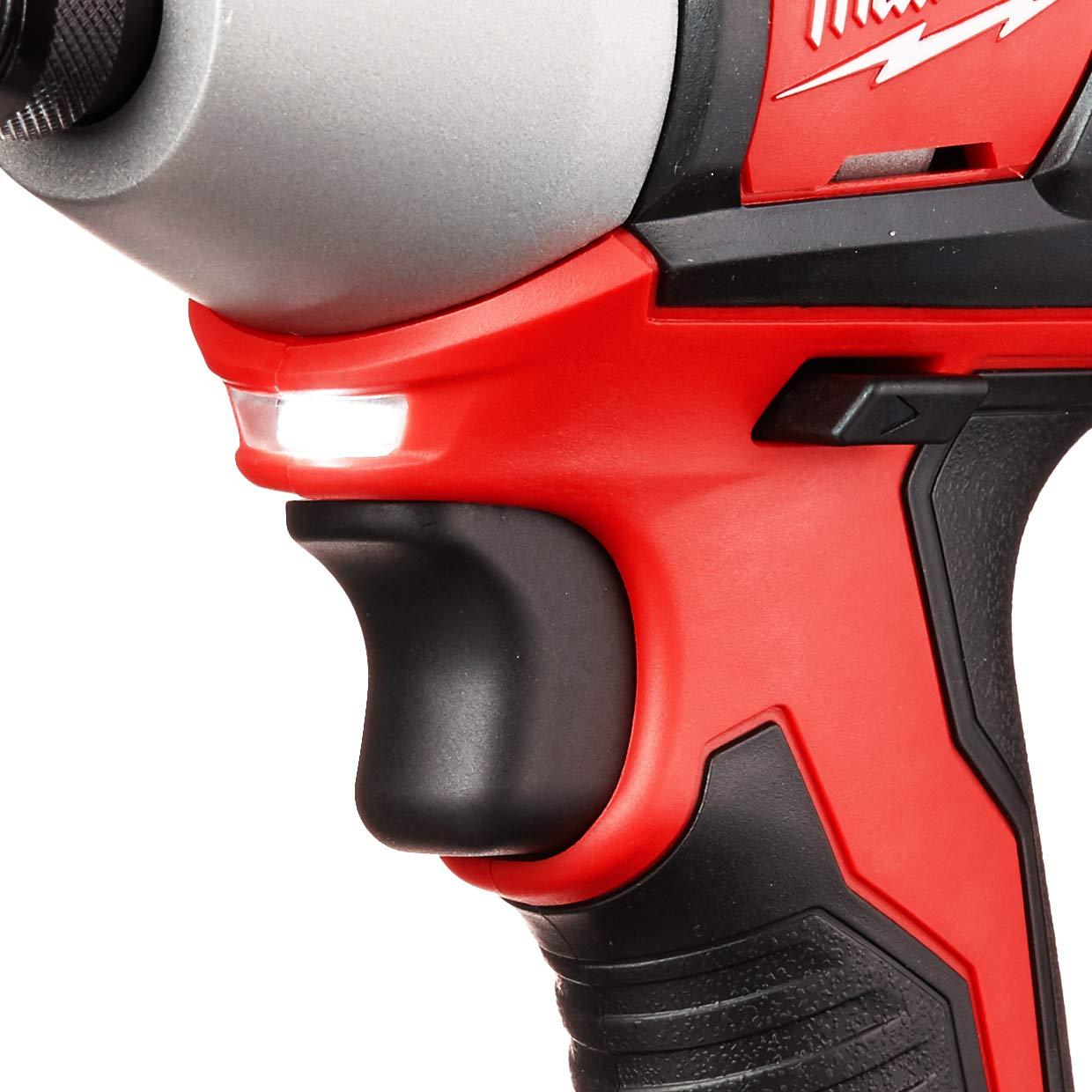 Controlador de Impacto Milwaukee M18 18V 1/4 169.5 Nm LED
