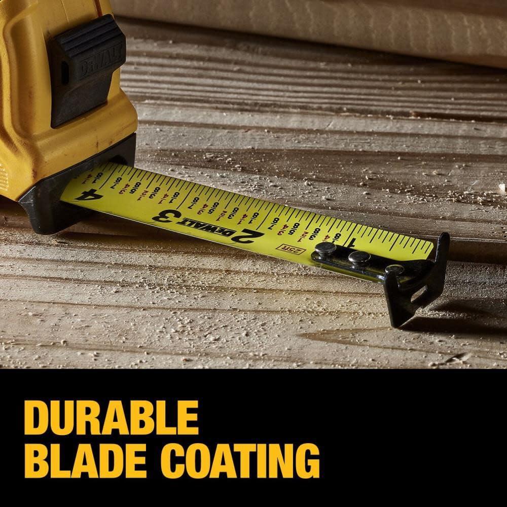 Cinta Métrica DEWALT Atomic 3,96 m Compacta con Freno