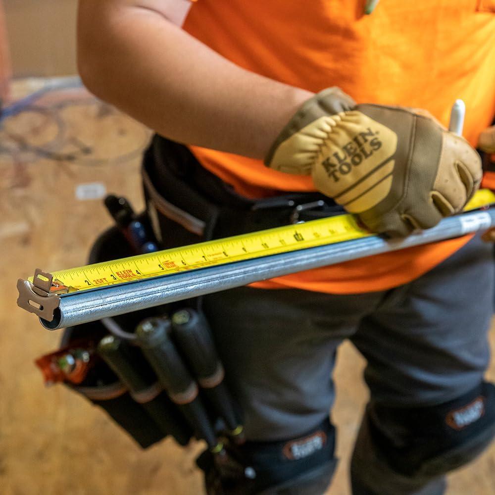 Cinta Métrica Klein Tools 7.5 m Doble Gancho Resistente