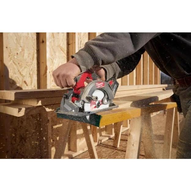 Sierra Circular Milwaukee M18 FUEL 18V 6-1/2" Sin Escobillas