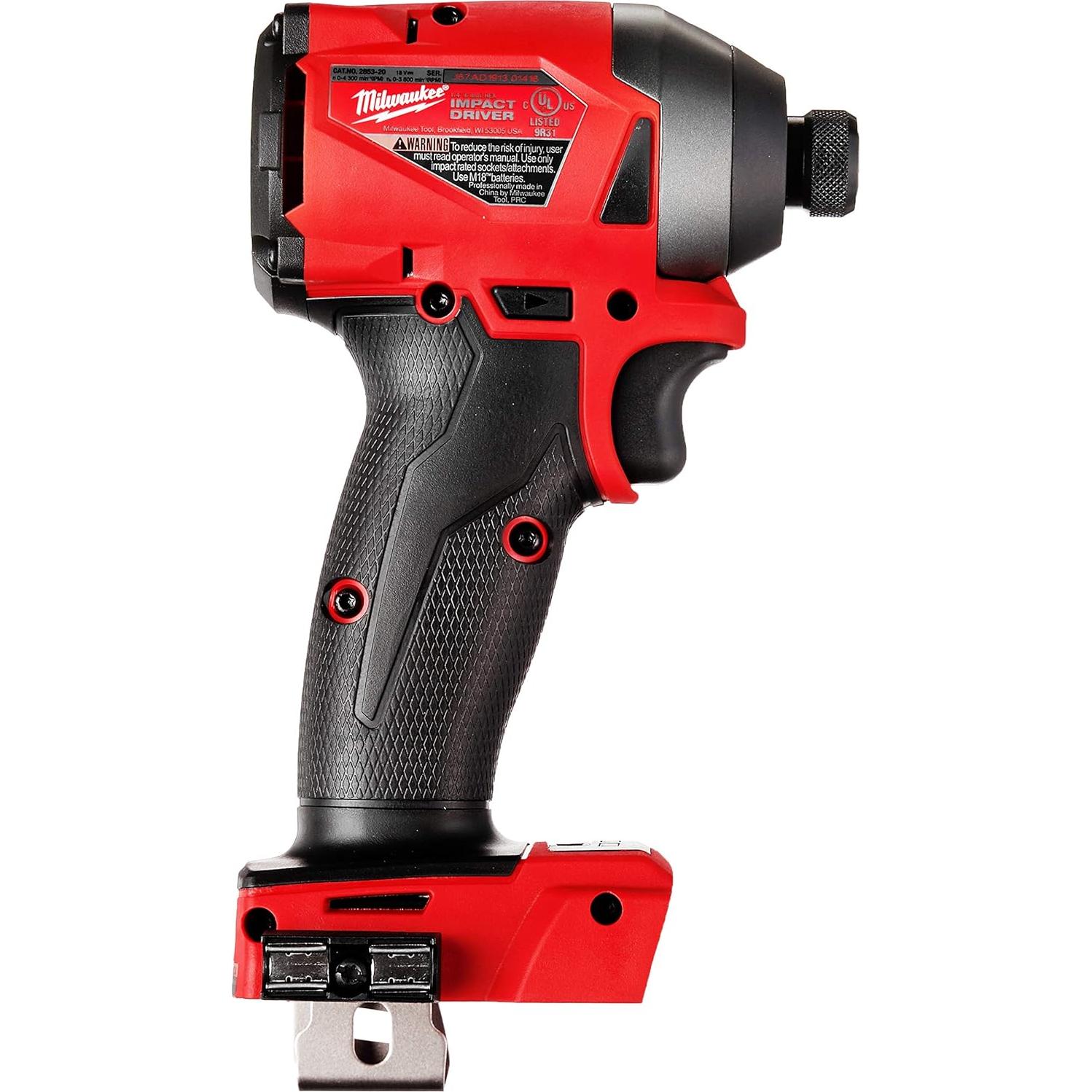 Destornillador de impacto Milwaukee 18V CC 226.8 Nm compacto