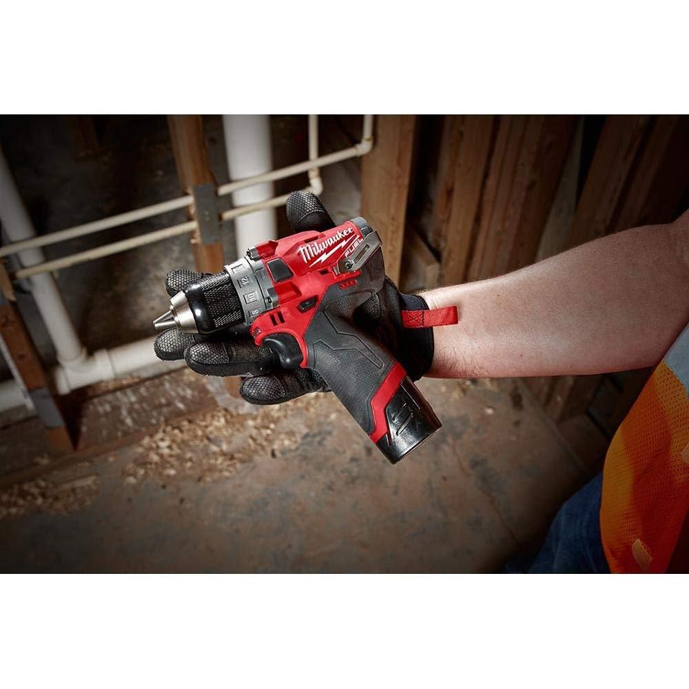 Taladro de Percusión Inalámbrico Milwaukee M12 FUEL 12V 2Ah