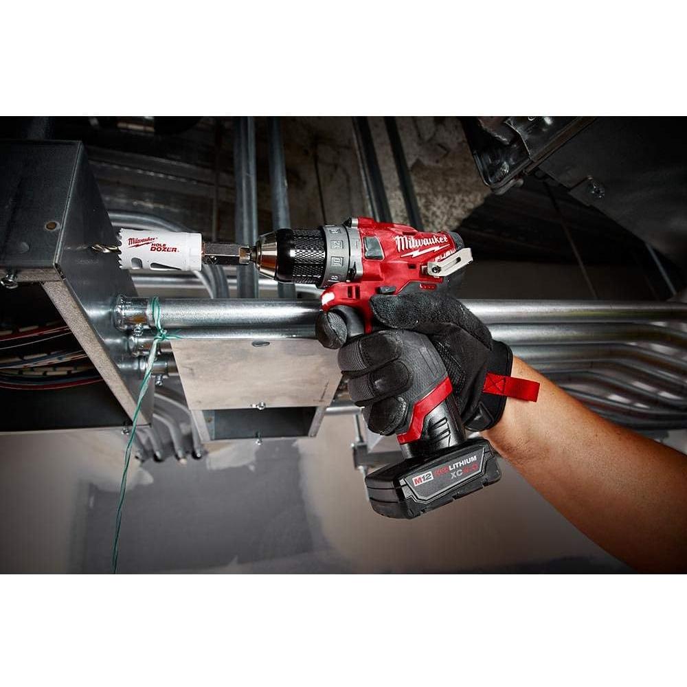 Taladro de Percusión Inalámbrico Milwaukee M12 FUEL 12V 2Ah