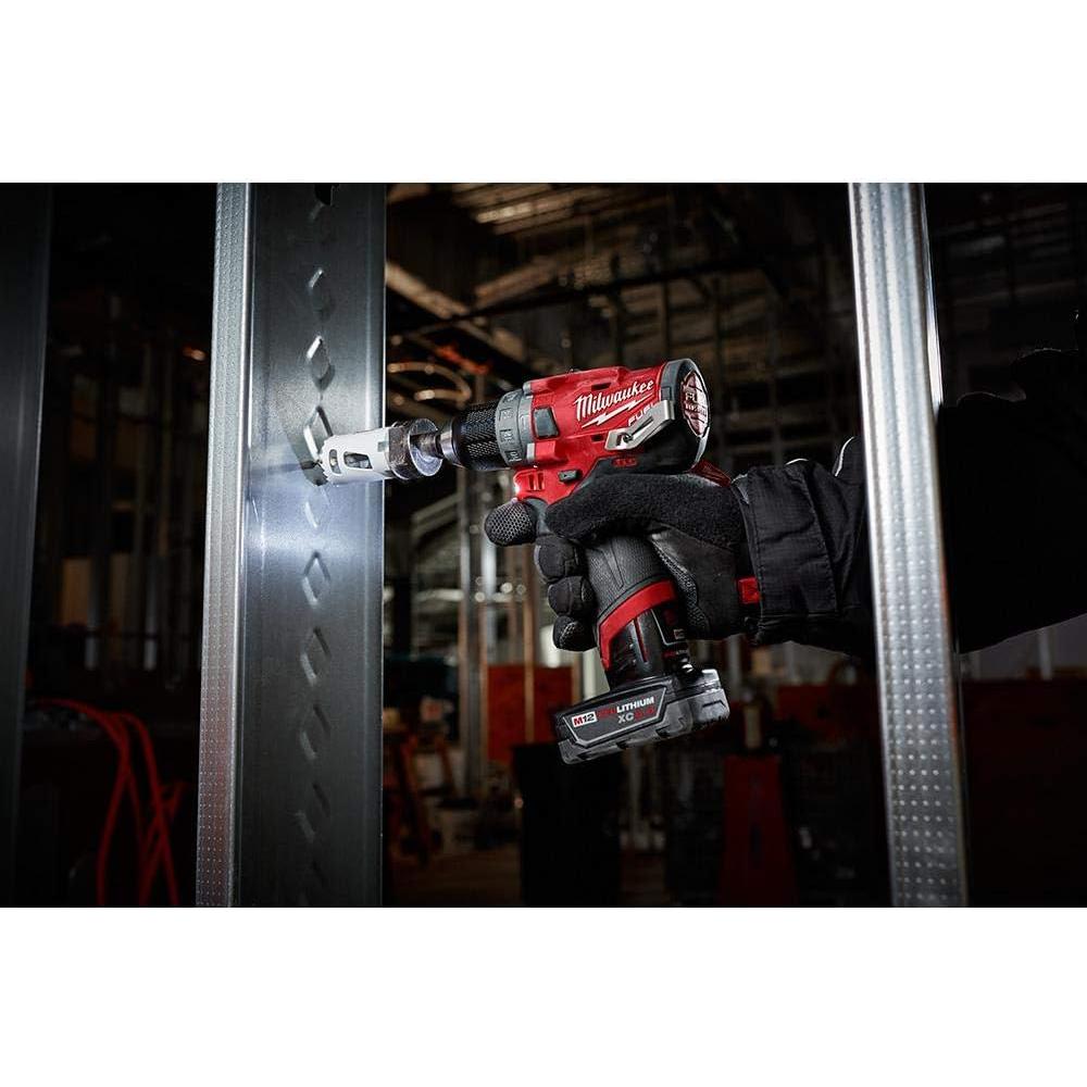 Taladro de Percusión Inalámbrico Milwaukee M12 FUEL 12V 2Ah