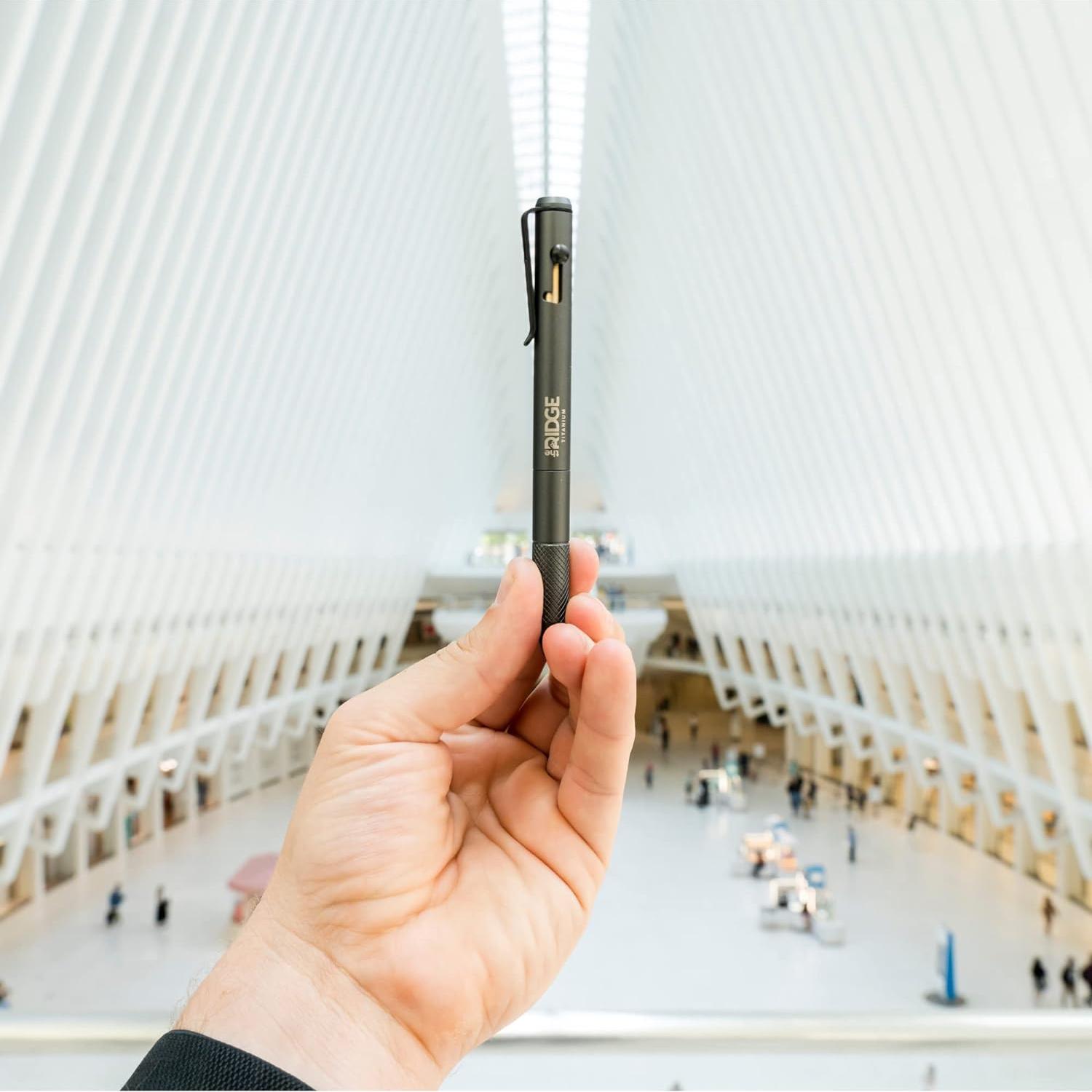 Bolígrafo The Ridge Retráctil de Metal con Agarre Texturizado