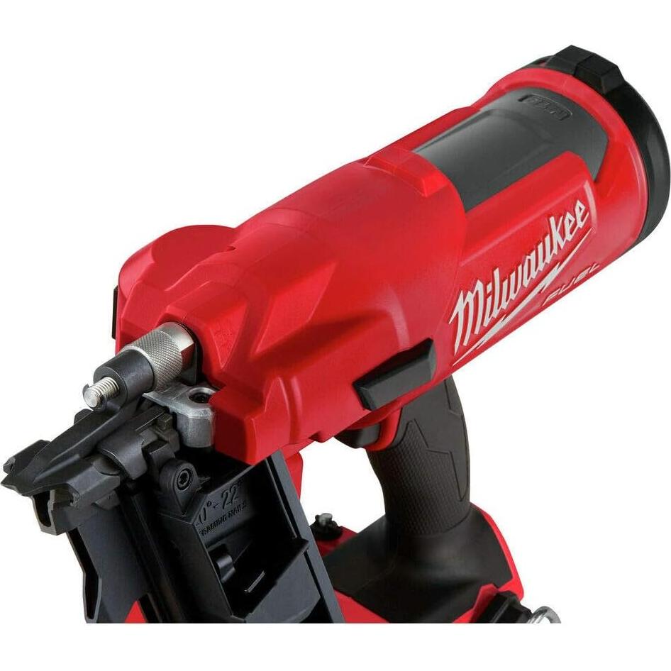 Clavadora de Estructura Milwaukee M18 FUEL 21 Grados 4.35 kg