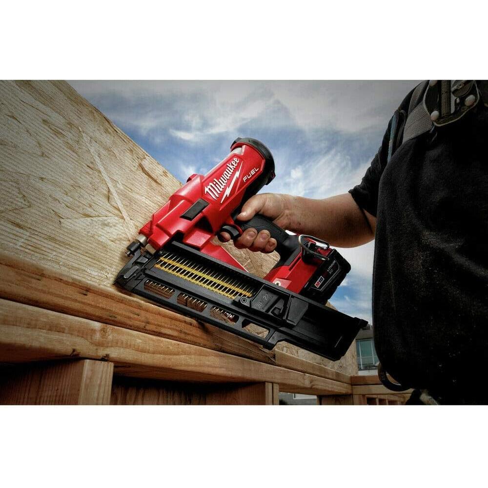 Clavadora de Estructura Milwaukee M18 FUEL 21 Grados 4.35 kg