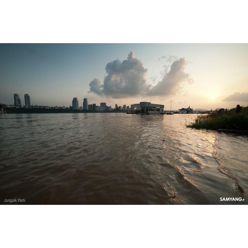 Lente Samyang 14 mm T3.1 VDSLR II Micro Cuatro Tercios