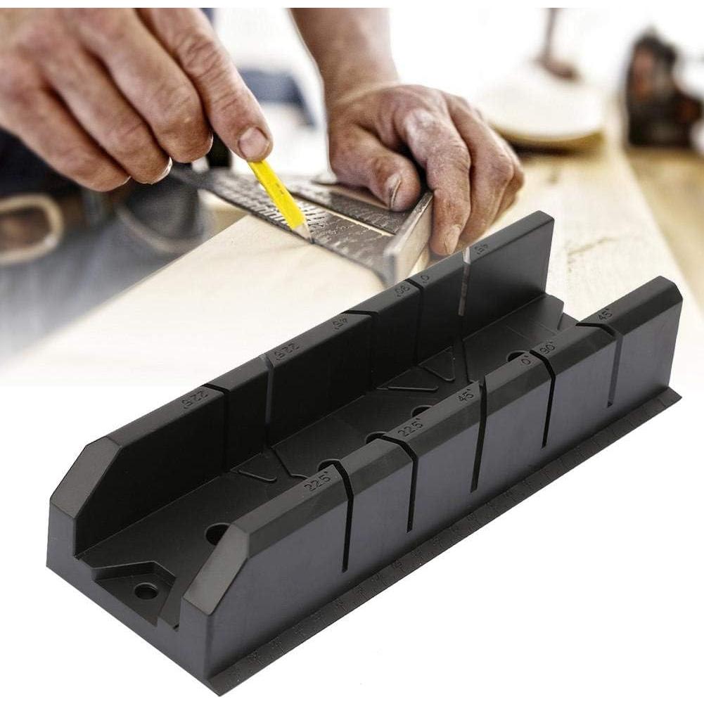 Caja de Sierra Ingletadora Walfront 801 con Guía 0-90°