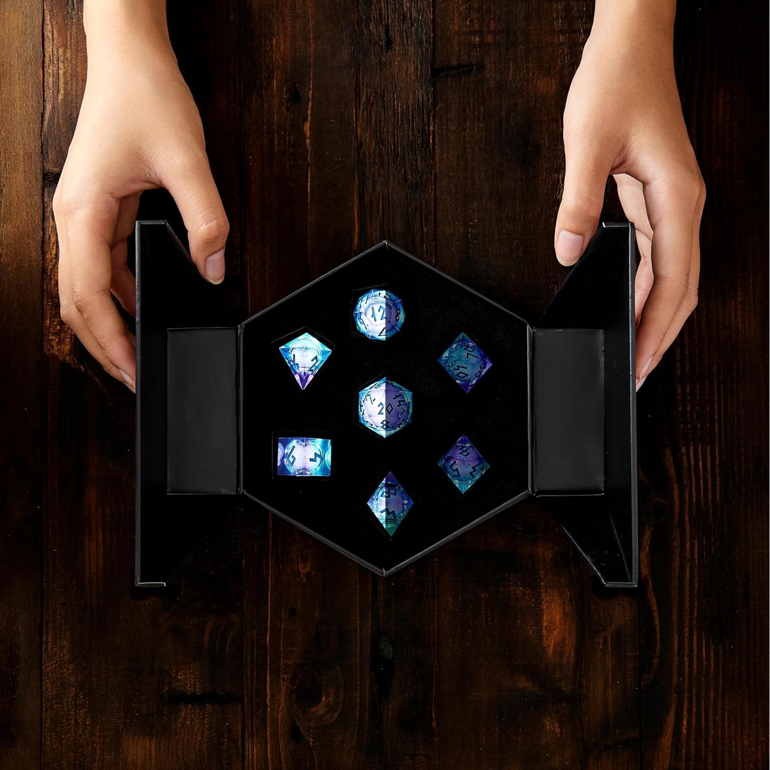 Juego de Dados de Núcleo Líquido HEIMDALLR Aurora - 7 Piezas LED