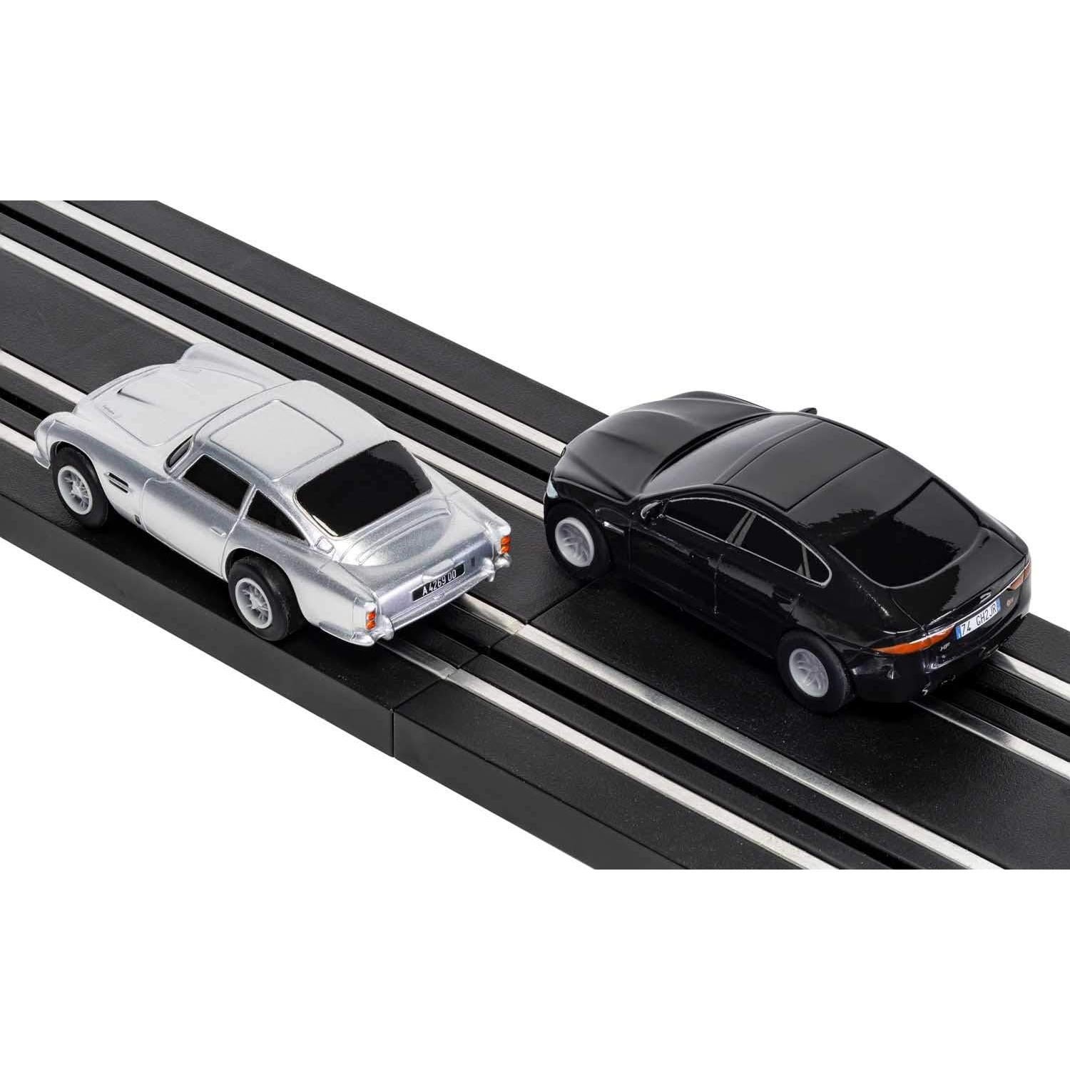 Set de Pista Scalextric Micro James Bond 1:64 con Coches