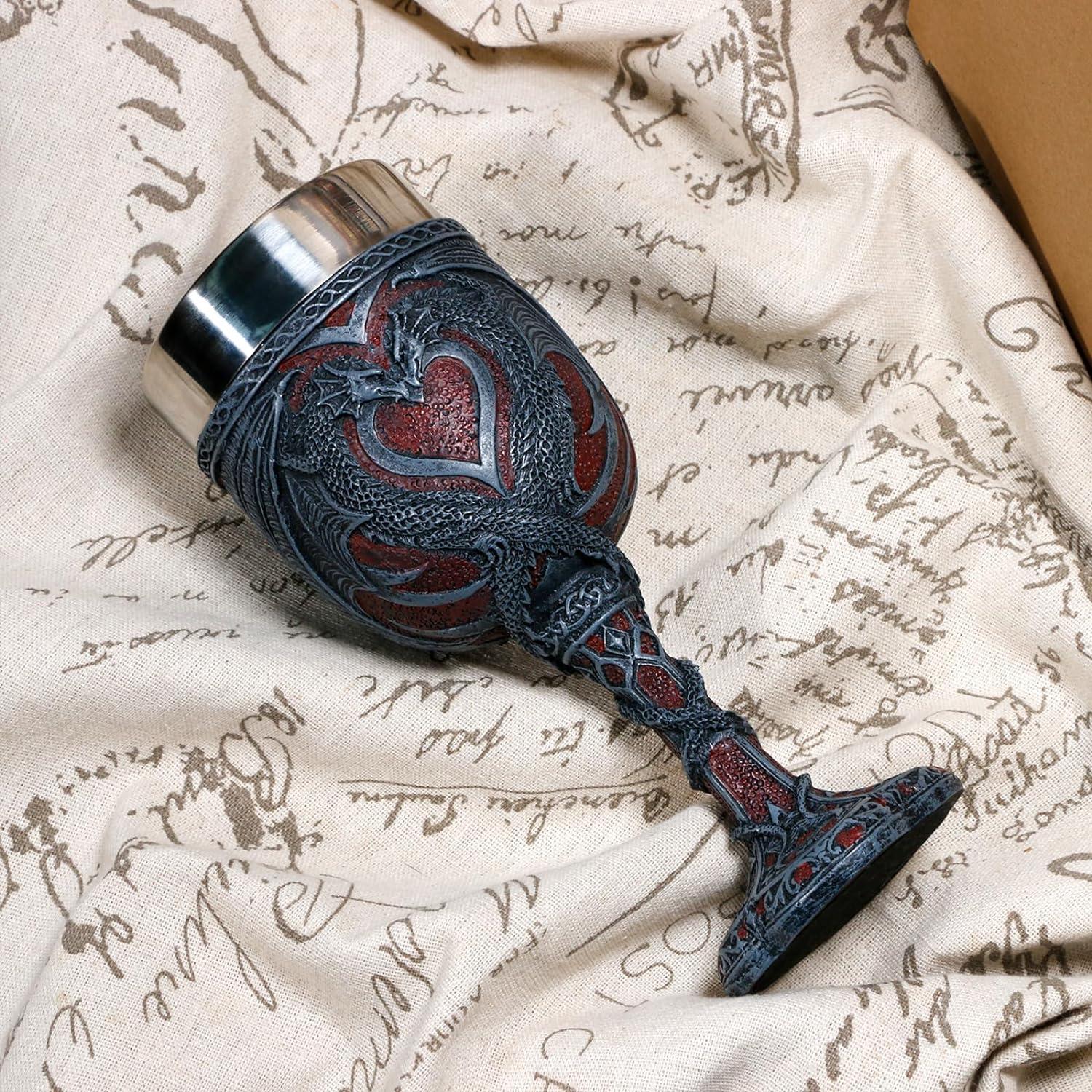 Copa de Vino Medieval Alikiki Dragón Rojo 198ml Corazón