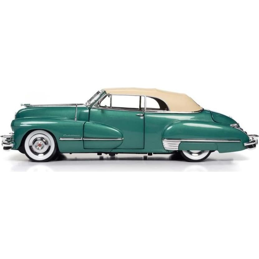 Coche Diecast 1947 Cadillac Series 62 Verde 1/18 Auto World