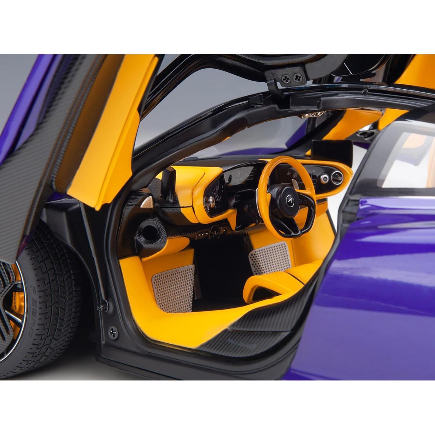Modelo de Coche McLaren Speedtail 1/18 Autoart Lantana Purple