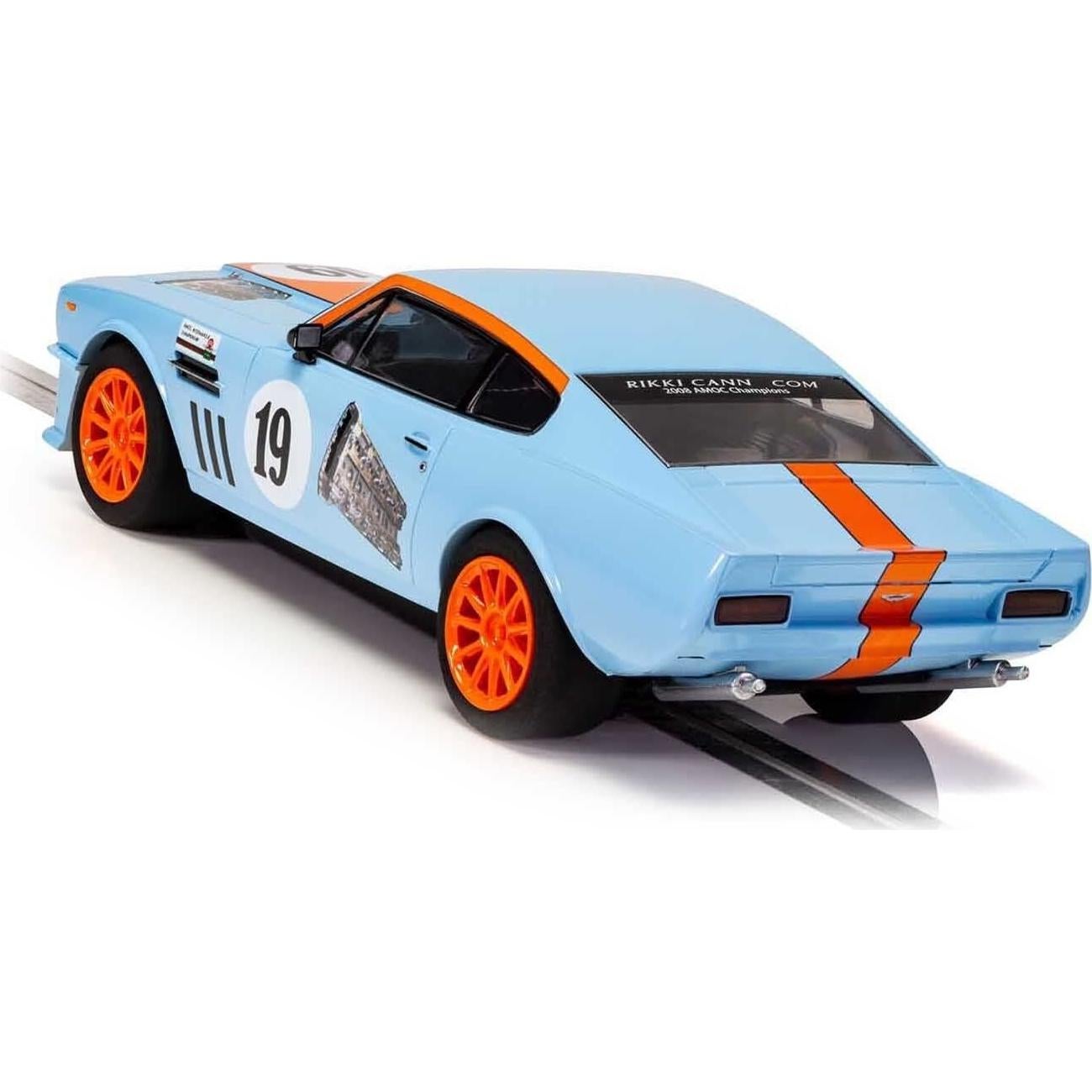 Scalextric Aston Martin V8 Gulf #19 C4209 Slot Car 1:32