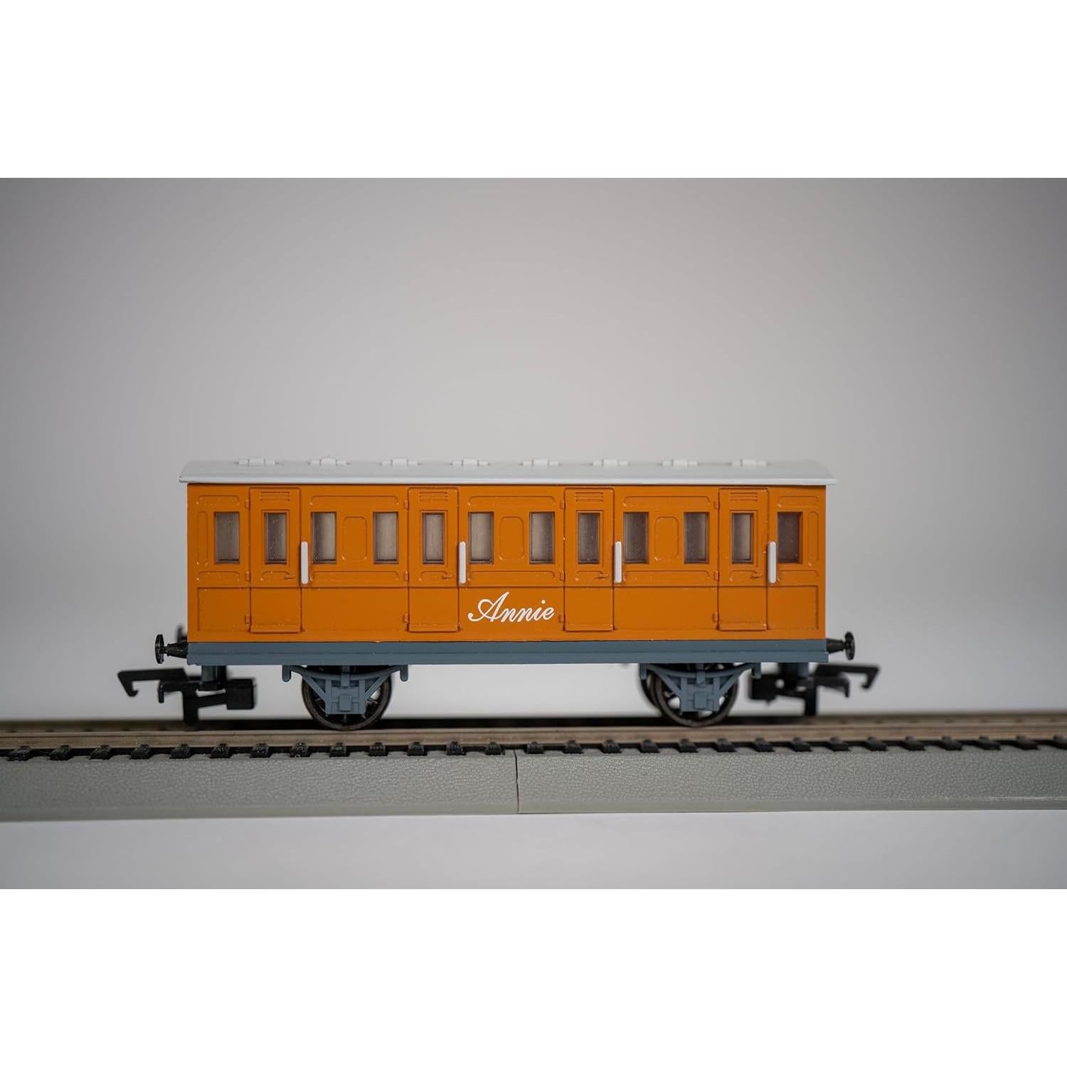 Coche Annie Thomas & Friends Bachmann Escala HO
