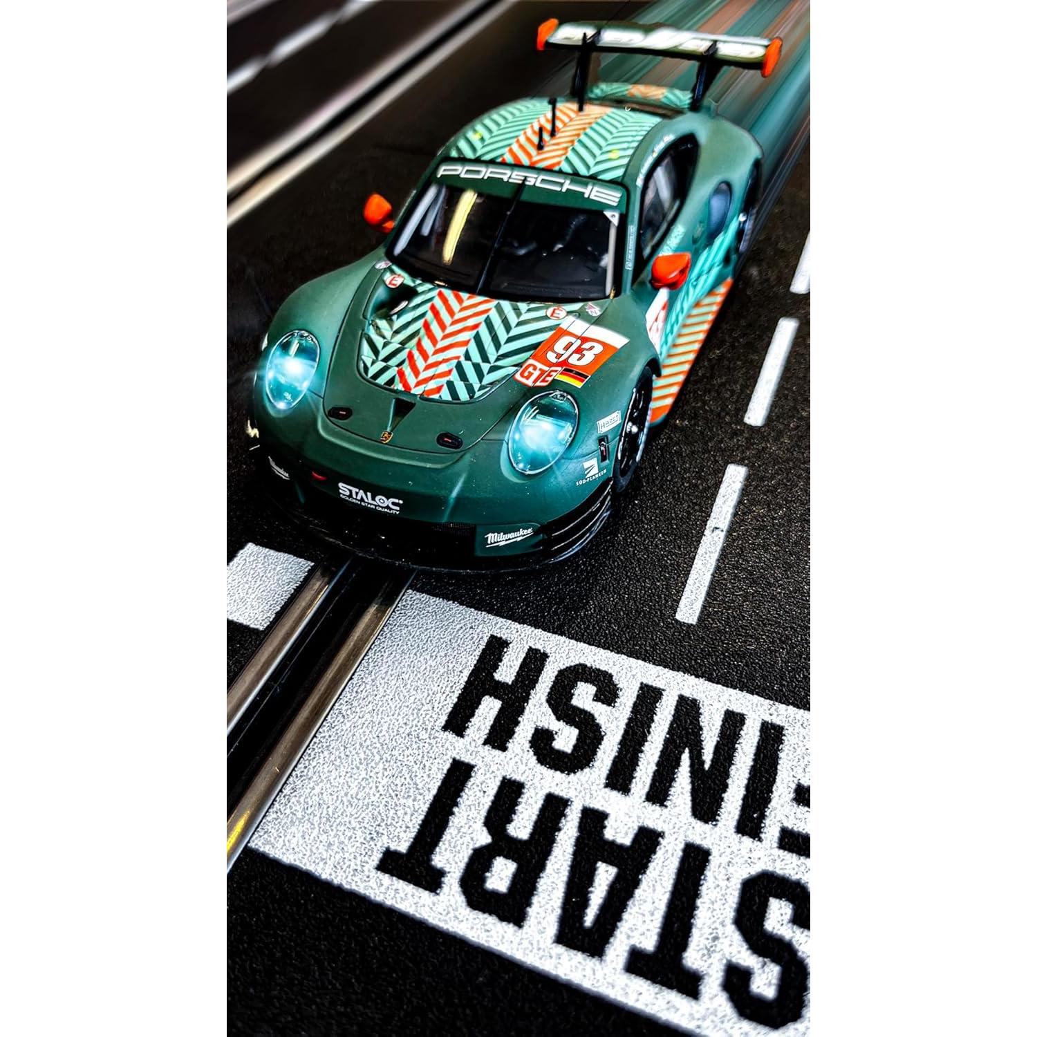 Coche Slot Digital Carrera Porsche 911 RSR 1:32