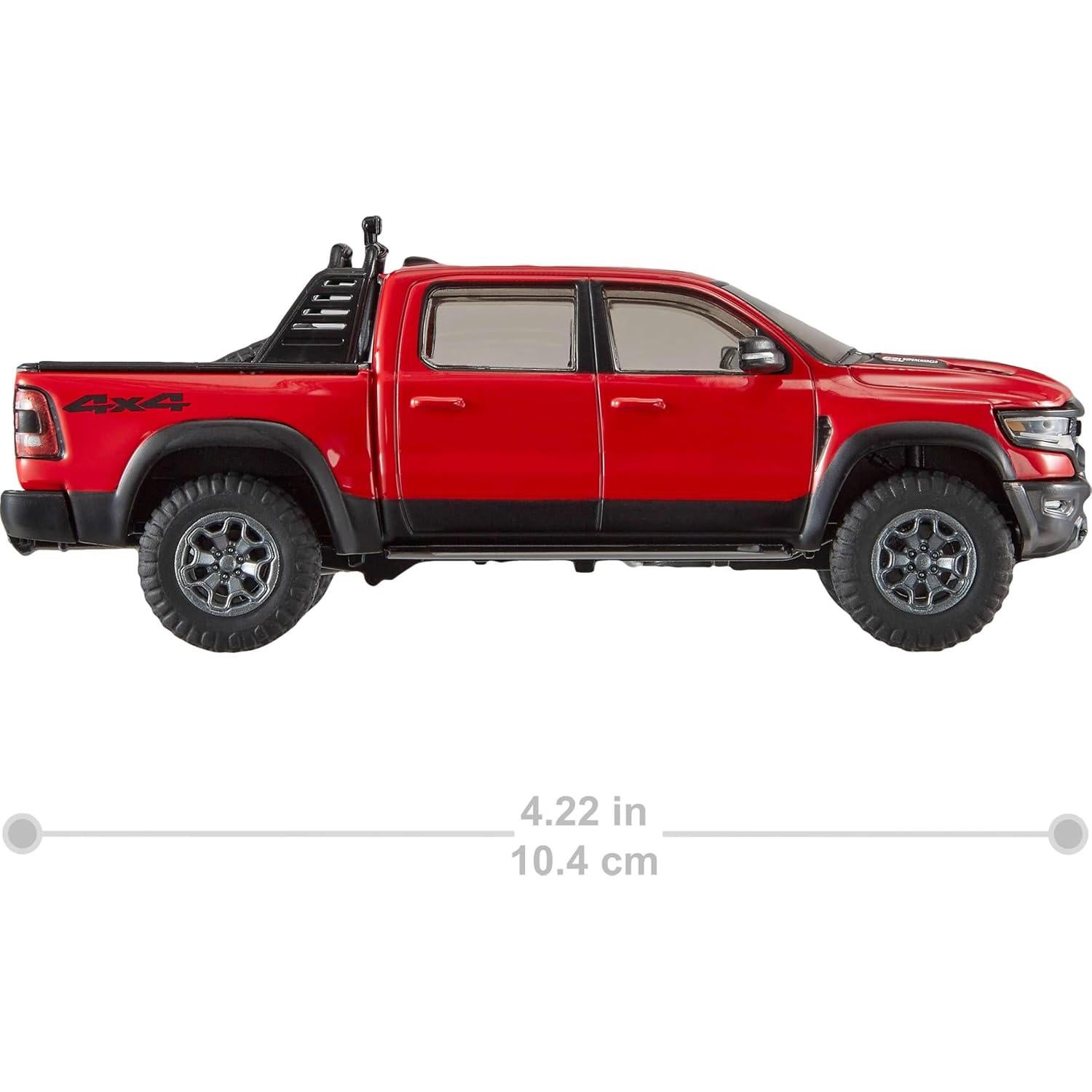 Vehículo a escala 1:43 Hot Wheels Premium con neumáticos Real Riders