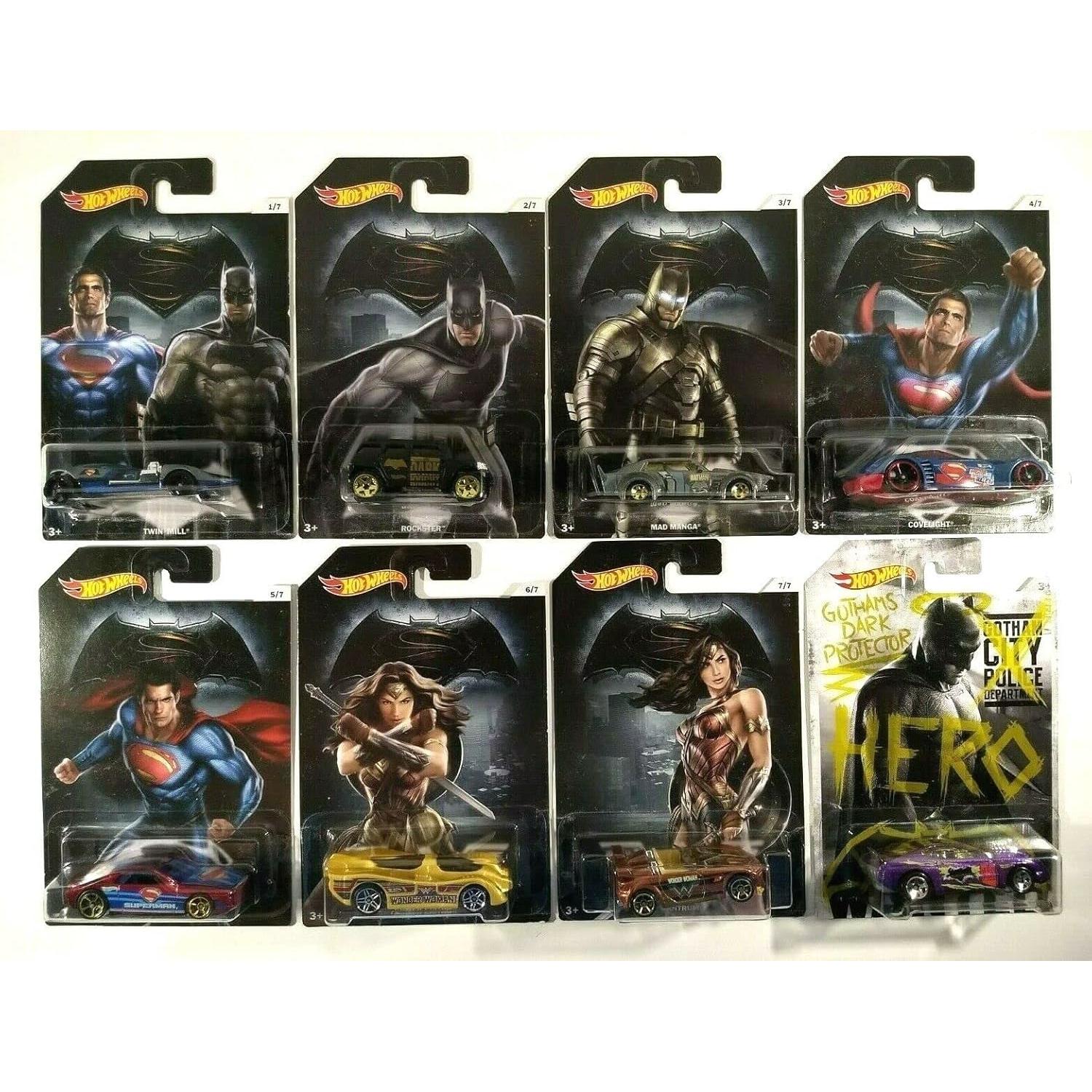 Hot Wheels Paquete de 8 Autos de Metal Batman V Superman