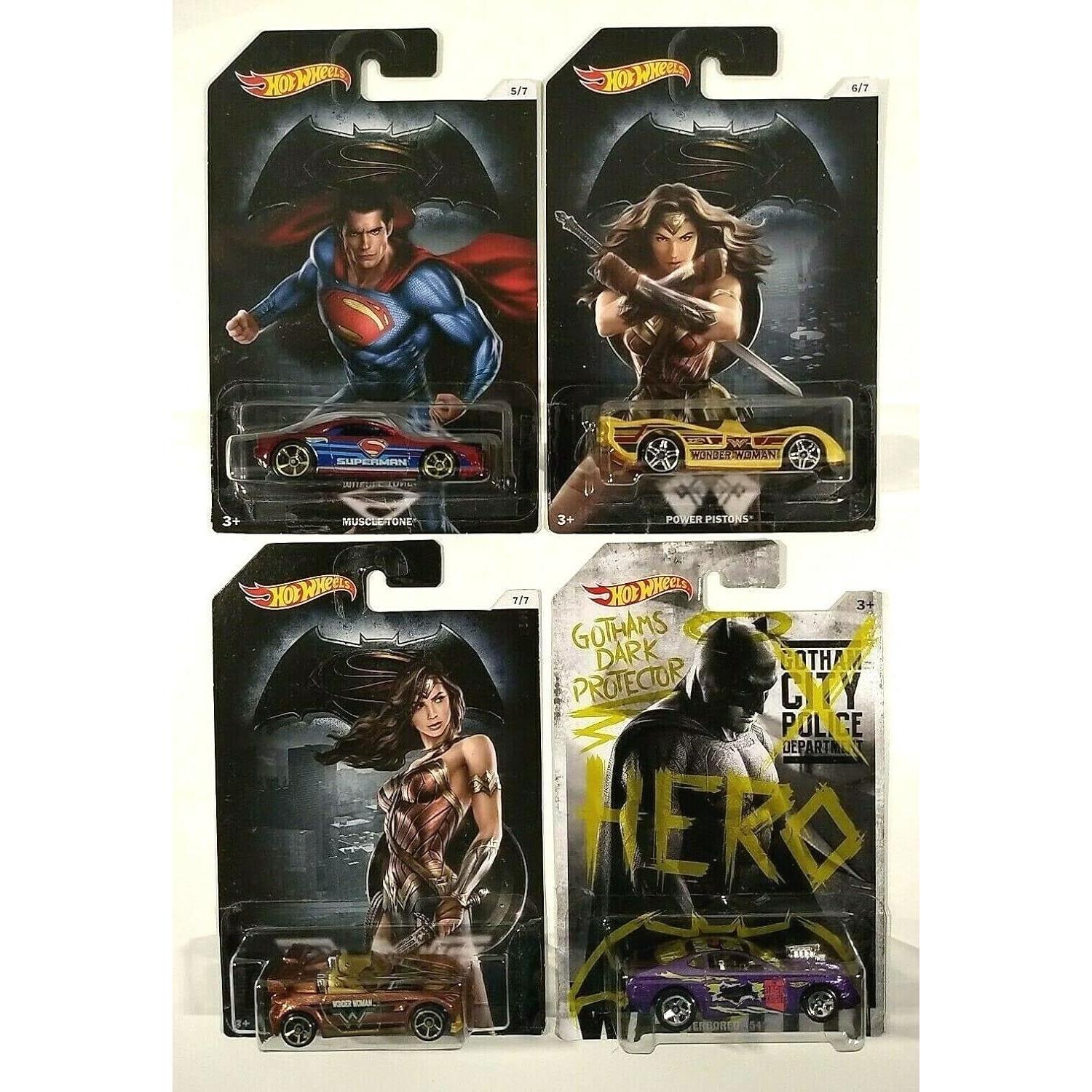 Hot Wheels Paquete de 8 Autos de Metal Batman V Superman